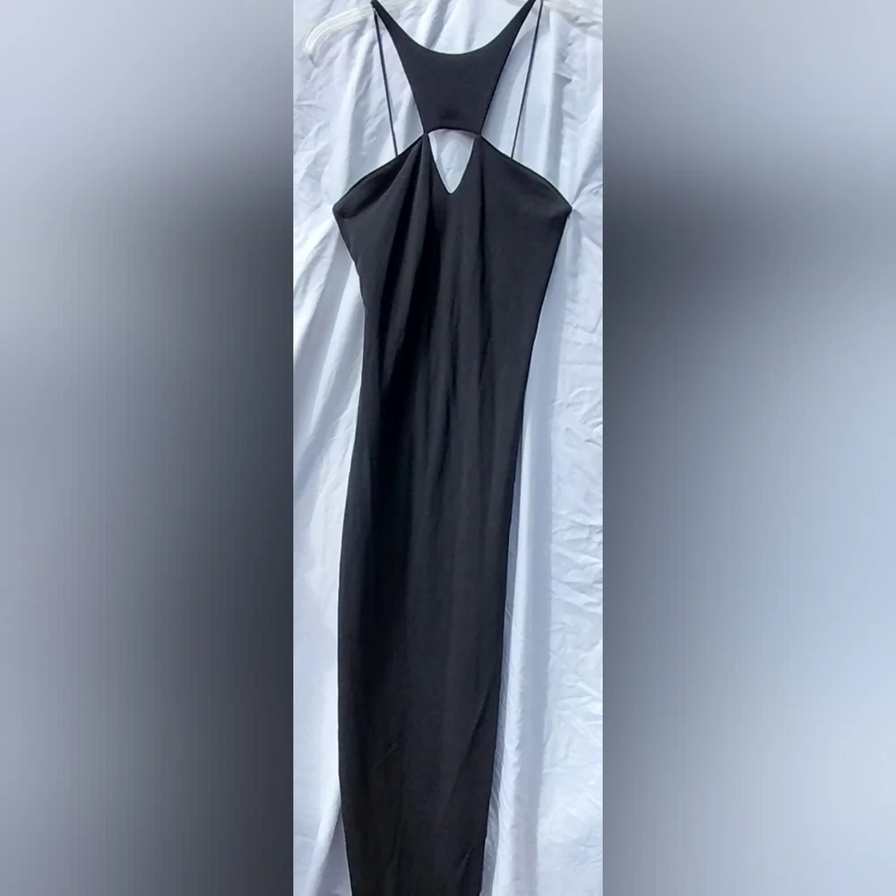 Dress - Picture 1 of 3